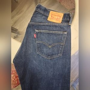 Levi's men's 501 relaxed fit 36 X 34